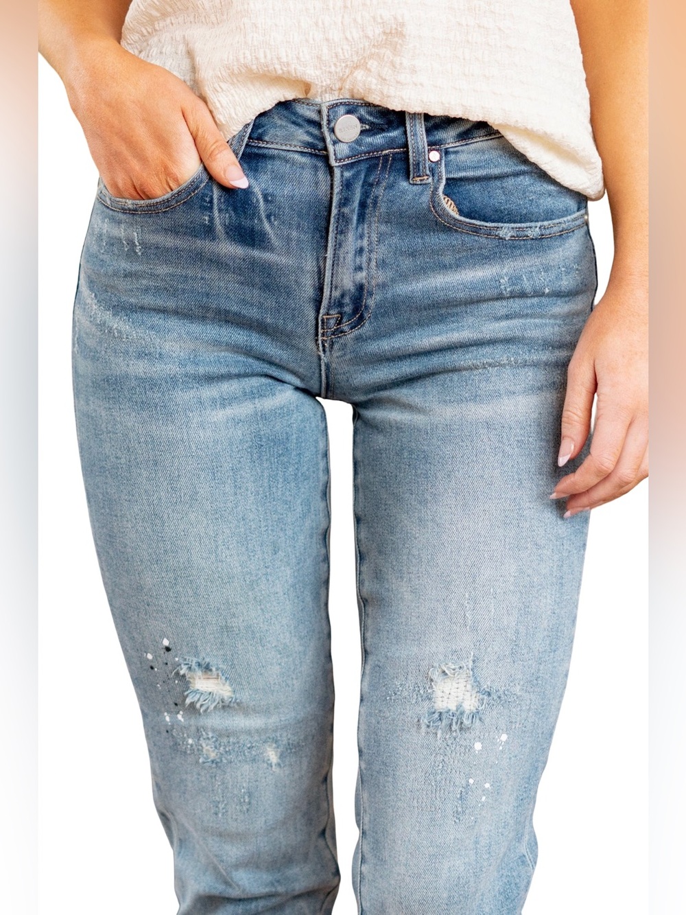 RISEN | SIZE 29 | PEYTON MID RISE TAPERED DISTRESSED JEAN PAINT SPLATTER DESIGN - Picture 5 of 10